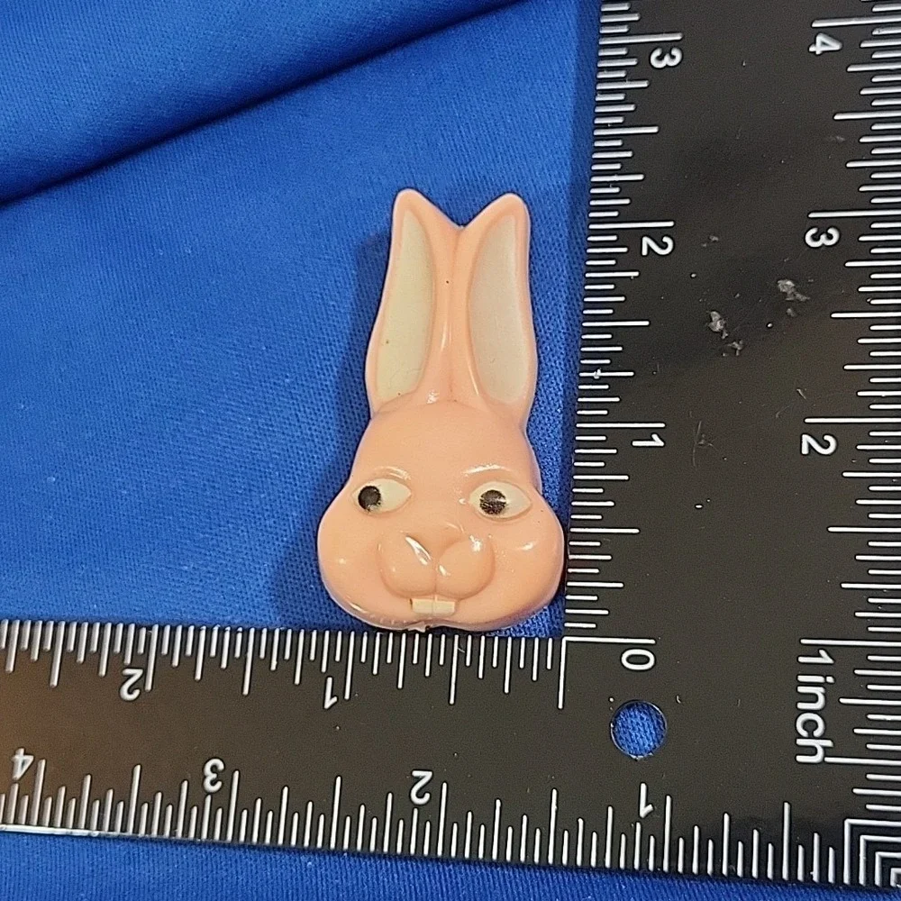 Vintage 50's Easter Bunny Rabbit Plastic‎ Pink Knickerbocker Pin